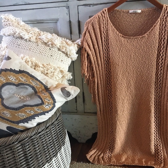 New Super Soft Chenille Fringe Sleeve Boho Sweater - Picture 2 of 7